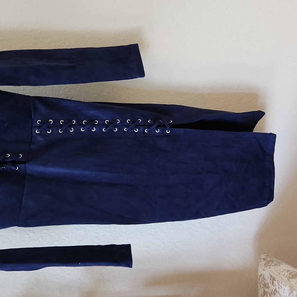 Dress - Picture 4 of 4